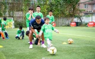 拔牙可以踢足球吗小孩，拔牙可以踢足球吗小孩子